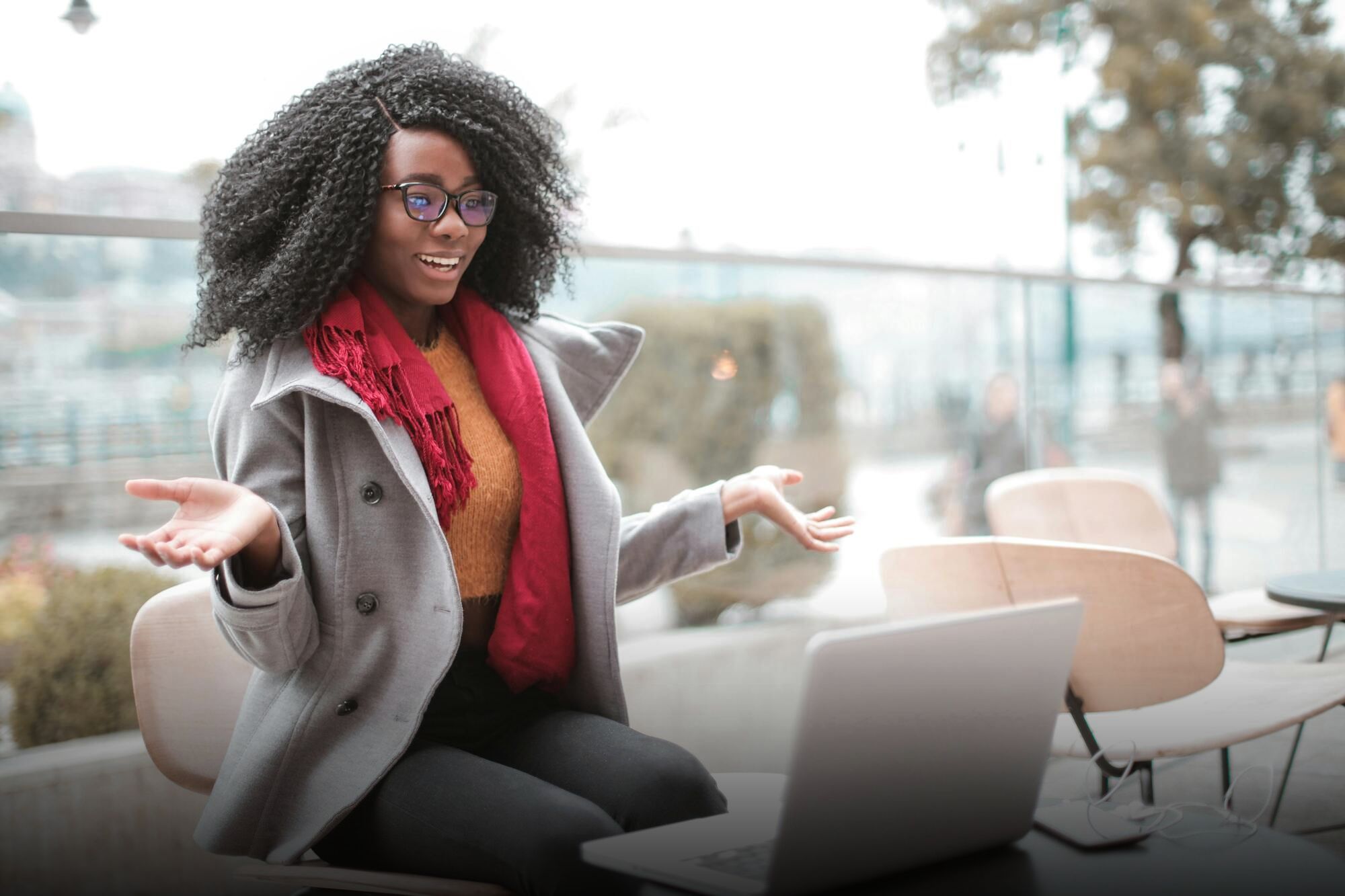 Freelancer para Trabalhar Final de Semana: Como Contratar e Multiplicar Seus Resultados